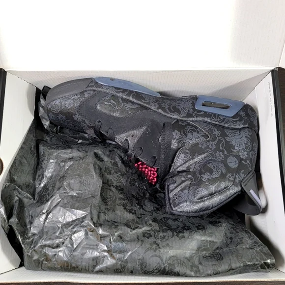 BRAND NEW Jordan 6 Retro SD Triple Black Men's Size 10.5